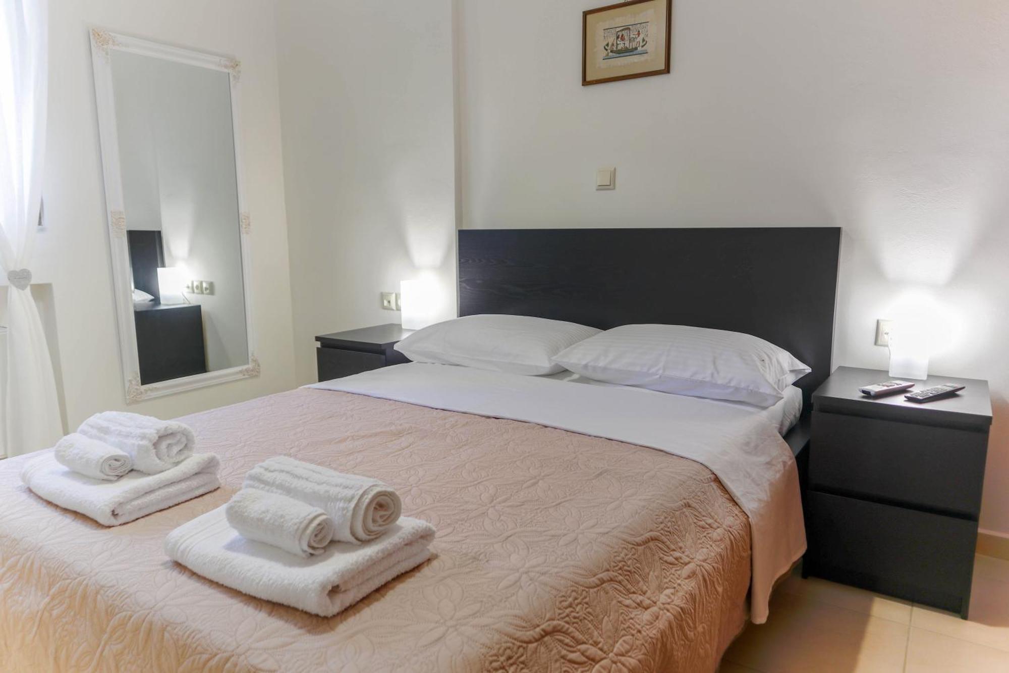 Dictamus Apartment Ханья Экстерьер фото